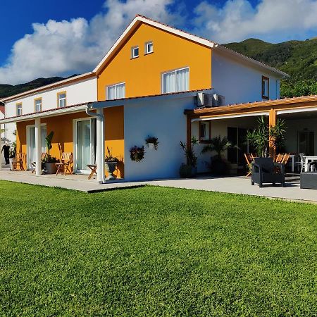 Casa D'Avo Guesthouse And Apartment Urzelina エクステリア 写真